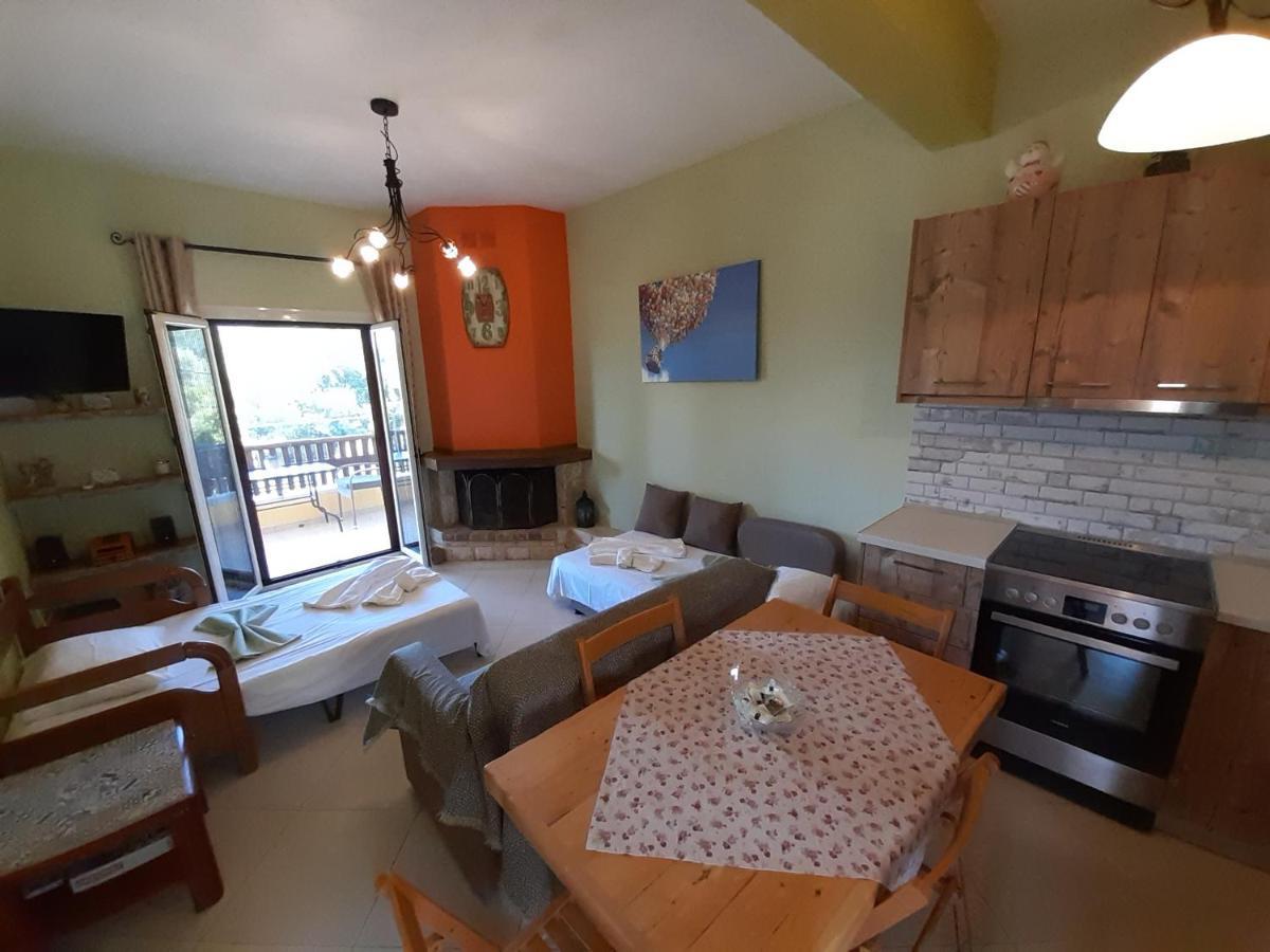 Andri House Apartment มาราไธอาส ภายนอก รูปภาพ