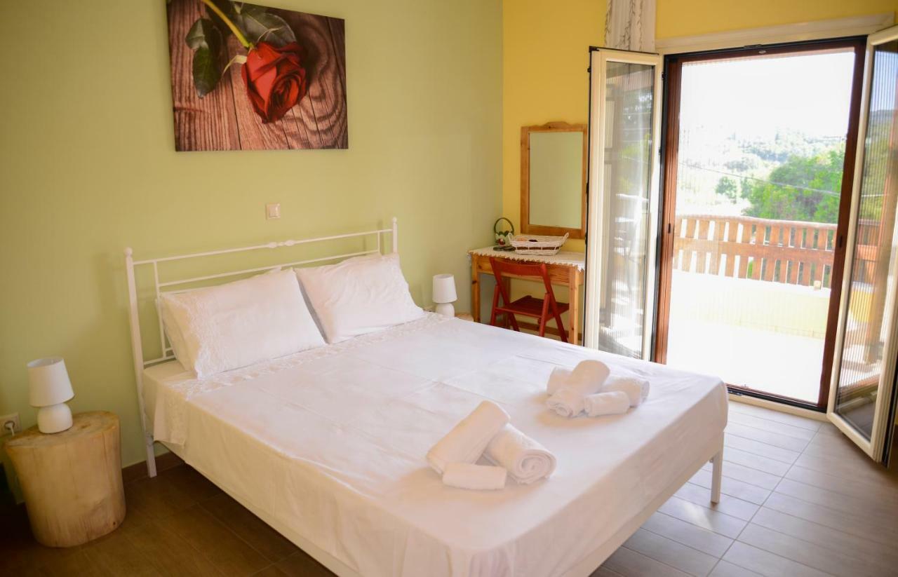 Andri House Apartment มาราไธอาส ภายนอก รูปภาพ