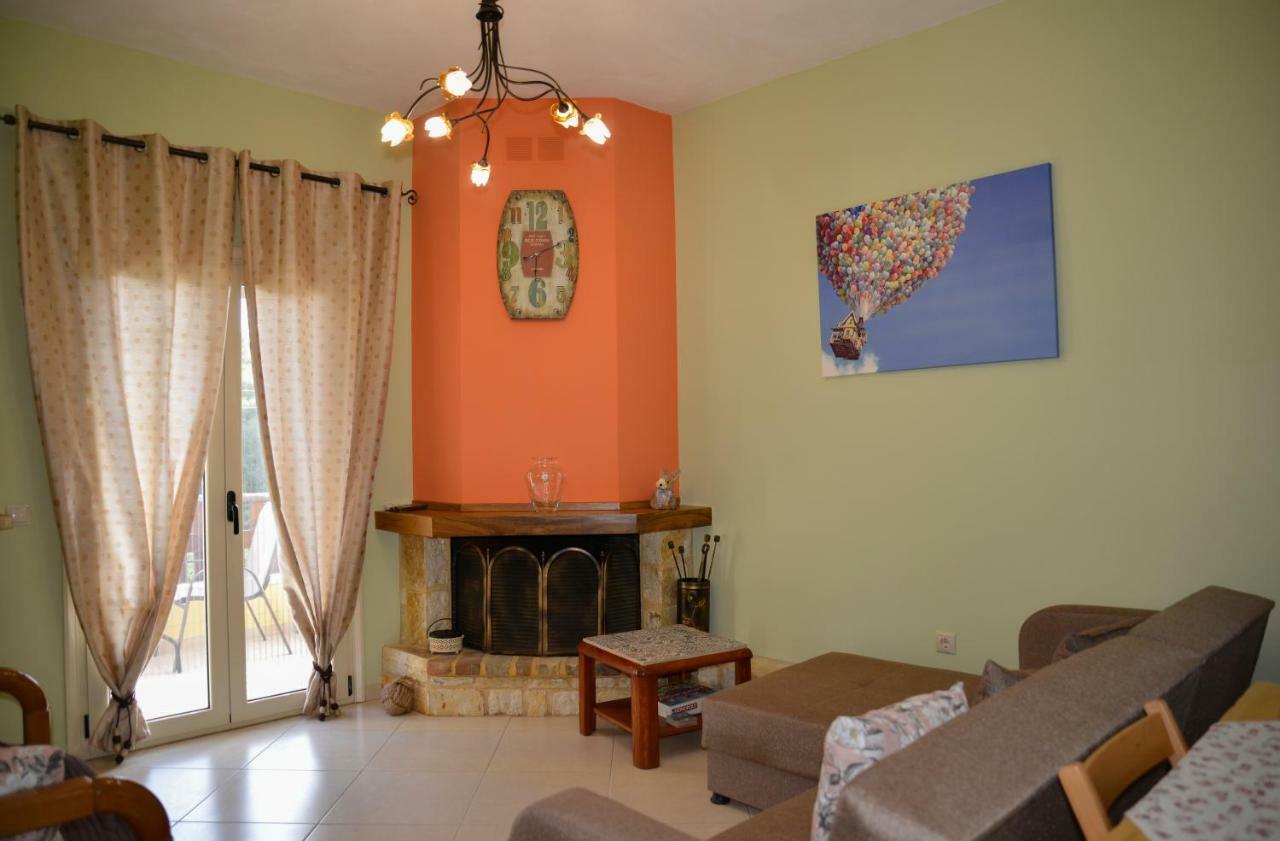 Andri House Apartment มาราไธอาส ภายนอก รูปภาพ